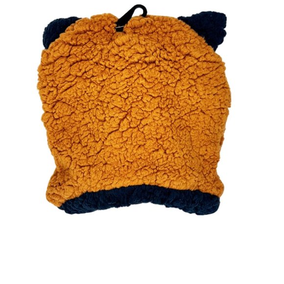 #K6 Llama Winter Hat - Picture 2 of 5
